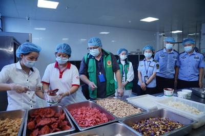 專項抽檢在行動 護航校園好“食”光